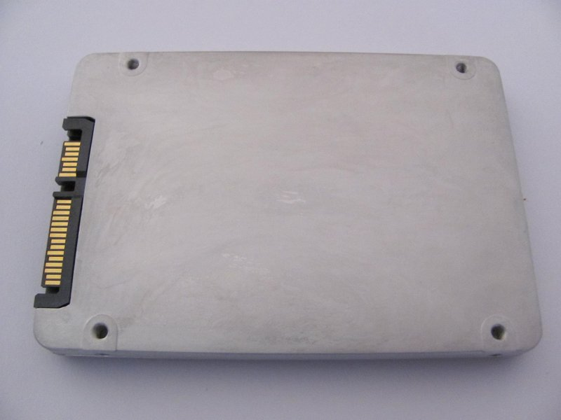 Intel SSD 320 160GB Rückseite